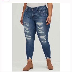 Torrid Bombshell Skinny Blue Distressed Jeans Premium Stretch Raw Hem (Size 20)